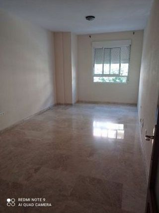 Piso en alquiler en Ciudad Jardín - Zoco en Córdoba