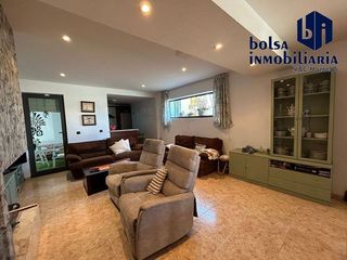 Casa pareada en venta en Alcalá la Real