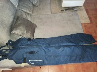 Ropa de esquí un solo uso. 50€ las 3 piezas