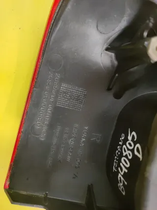 PILOTO TRASERO DERECHO NISSAN TERRANO II MAVERICK