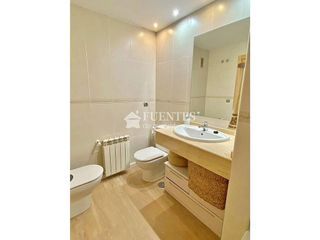 Piso en venta en Ensanche - Diputación en Alicante