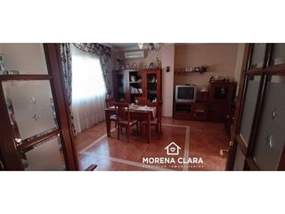 Chalet en venta en Cabra