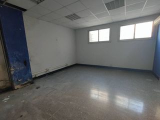 Local comercial en venta en Martorell