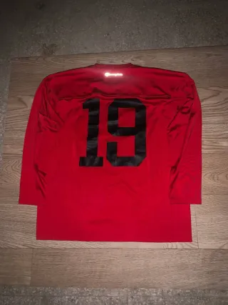 Felpa Champion Rossa con Numero 19 XL