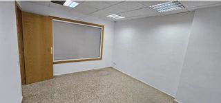 Oficina en alquiler en Almeda - El Corte Inglés en Cornellà de Llobregat