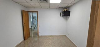 Oficina en alquiler en Almeda - El Corte Inglés en Cornellà de Llobregat