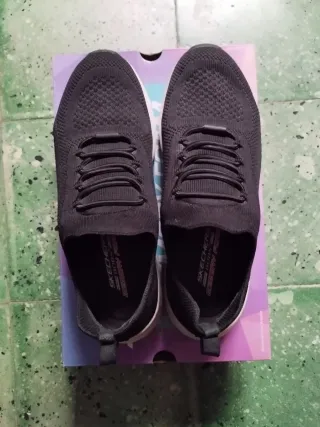 Skechers Mujer Negro