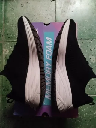 Skechers Mujer Negro