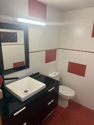 Casa adosada en venta en Torre Baró en Barcelona