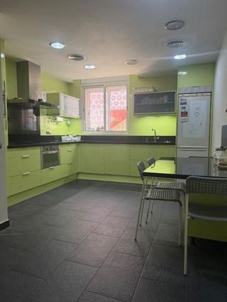 Casa adosada en venta en Torre Baró en Barcelona