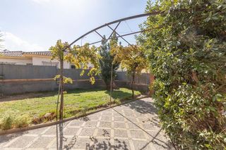 Chalet en venta en Zubia (La)