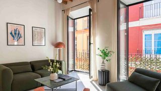 Piso en venta en La Goleta - San Felipe Neri en Málaga