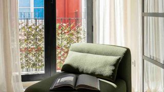 Piso en venta en La Goleta - San Felipe Neri en Málaga