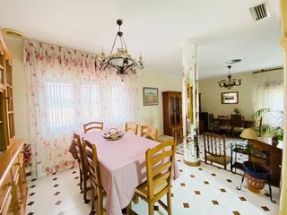 Chalet en venta en Zubia (La)