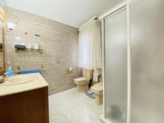 Chalet en venta en Zubia (La)