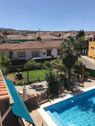Chalet en venta en Zubia (La)