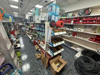 Local comercial en venta en Martos