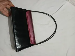 Borsetta nera e rosa