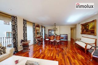 Piso en venta en Centro en Alicante