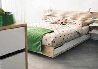 Cama Ikea Mandal 160x200cm. Muy buen estado.