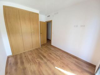 Piso en venta en Poniente-Norte - Miralbaida - Parque Azahara en Córdoba