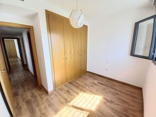 Piso en venta en Poniente-Norte - Miralbaida - Parque Azahara en Córdoba