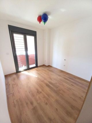 Piso en venta en Poniente-Norte - Miralbaida - Parque Azahara en Córdoba