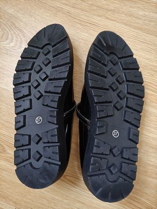 Bailarinas charol negras hebilla Anna Field