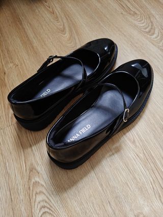 Bailarinas charol negras hebilla Anna Field