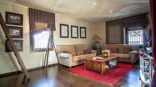 Chalet en venta en Elda