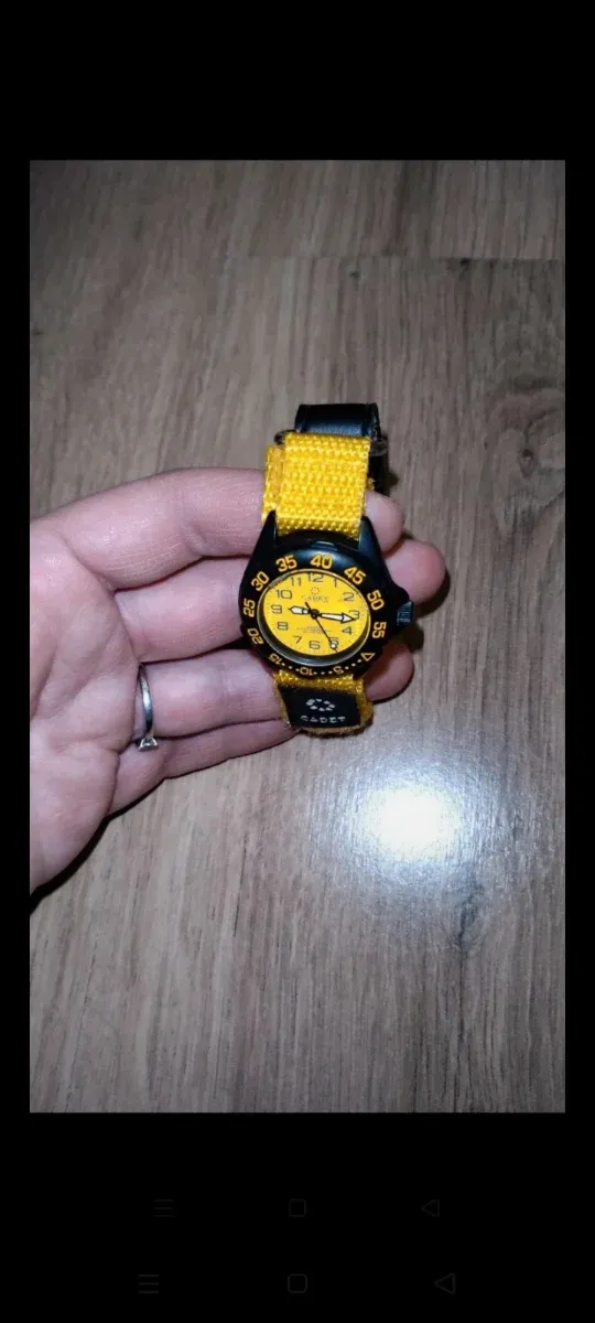 Orologio Quarzo Cinturino Velcro Giallo Nero