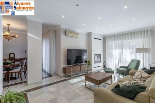 Casa adosada en venta en Motril pueblo en Motril