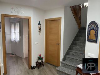 Casa adosada en venta en Tomelloso
