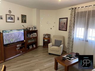 Casa adosada en venta en Tomelloso