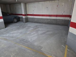 Garaje en venta en Hospital - Parque sur en Albacete