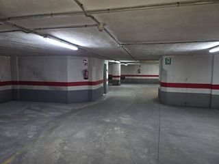 Garaje en venta en Hospital - Parque sur en Albacete