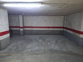 Garaje en venta en Hospital - Parque sur en Albacete