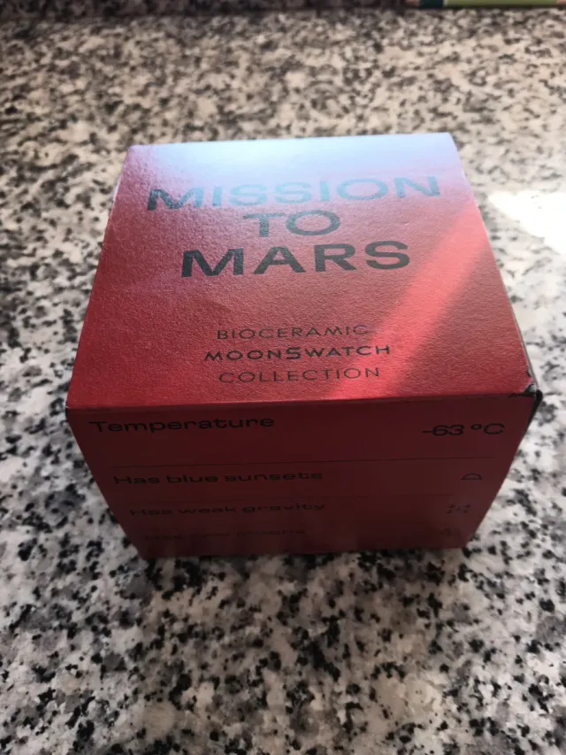 Omega Speedmaster MoonSwatch Rojo