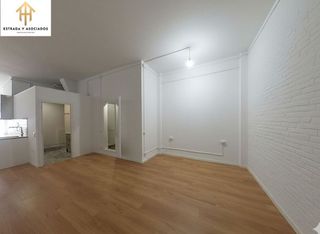 Piso en venta en Sanfeliu en Hospitalet de Llobregat, L´