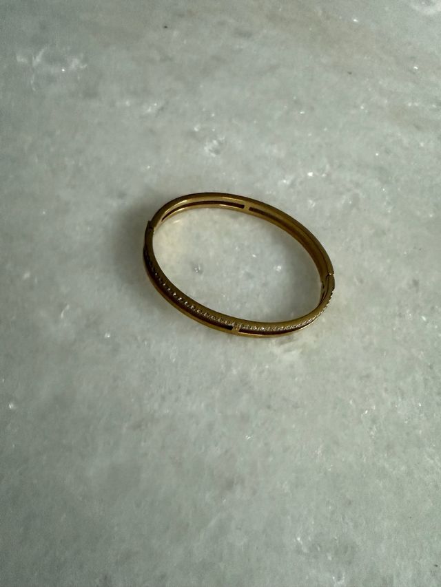 Brazalete Coeur de Lion oro y piedras preciosas