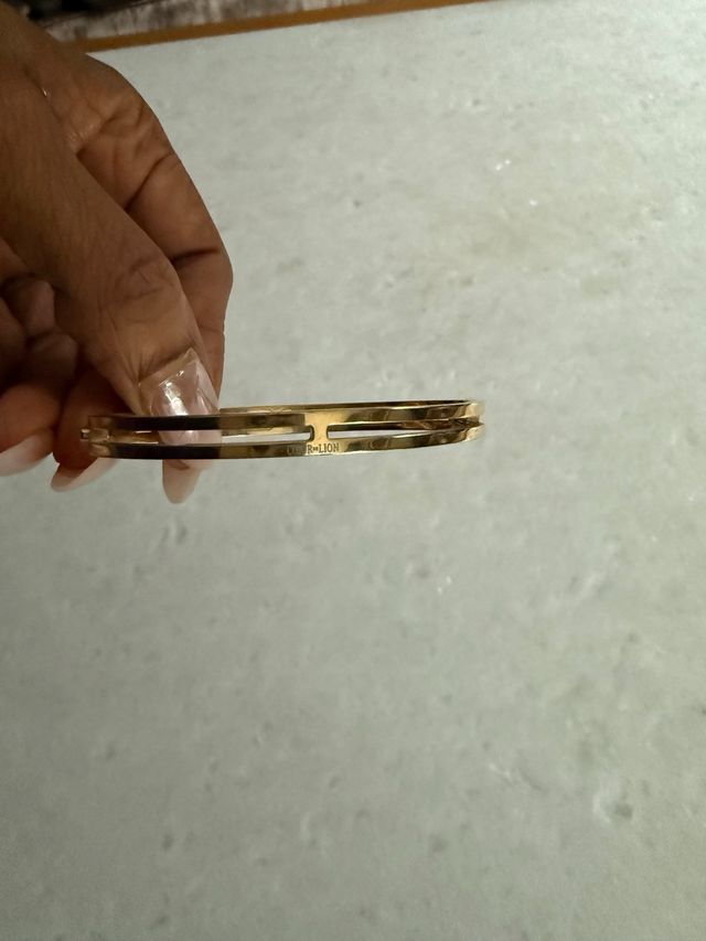 Brazalete Coeur de Lion oro y piedras preciosas