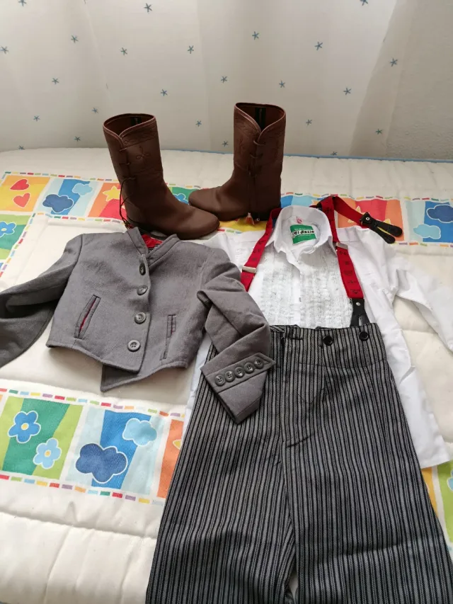 Traje campero niño y botas