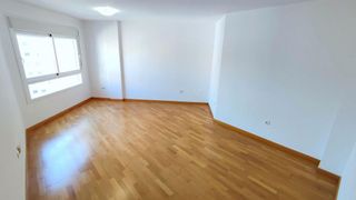 Piso en venta en Martín Carpena - Torre del Río en Málaga