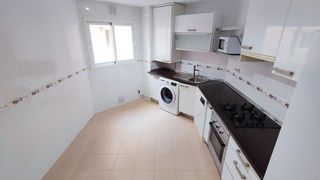 Piso en venta en Martín Carpena - Torre del Río en Málaga