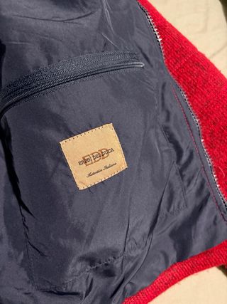 Giubbotto uomo rosso con cappuccio