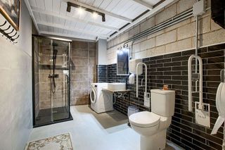 Local comercial en venta en Embajadores - Lavapiés en Madrid