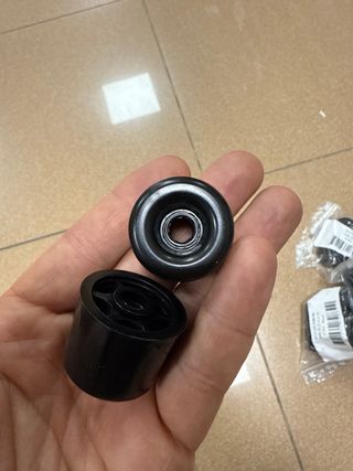 8 topes de puerta negros