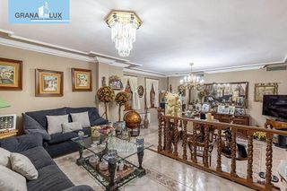 Chalet en venta en Barrio de la Vega en Monachil