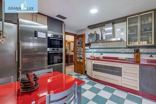 Chalet en venta en Barrio de la Vega en Monachil