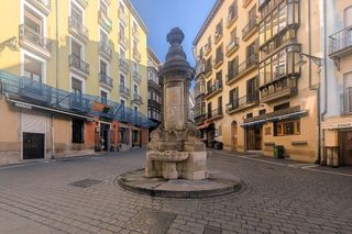 Bar en venta en Casco Antiguo en Pamplona